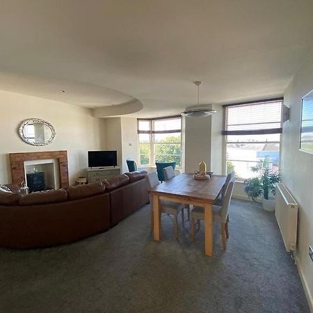 Caldey View- A Beautiful Flat In The Heart OfТенби Экстерьер фото
